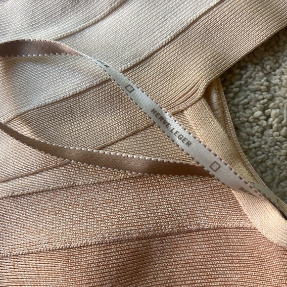 Herve Leger Bridget Ombré red dress size medium Authentic - Picture 9 of 13